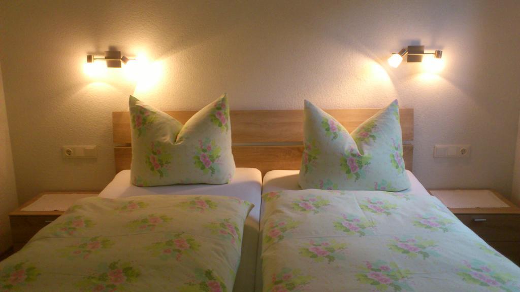 Ferienwohnung Gapp Elbigenalp Esterno foto