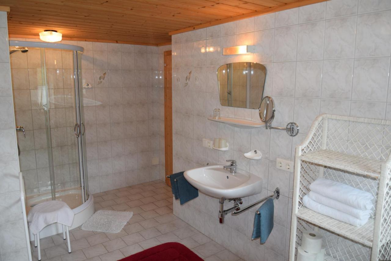 Ferienwohnung Gapp Elbigenalp Esterno foto