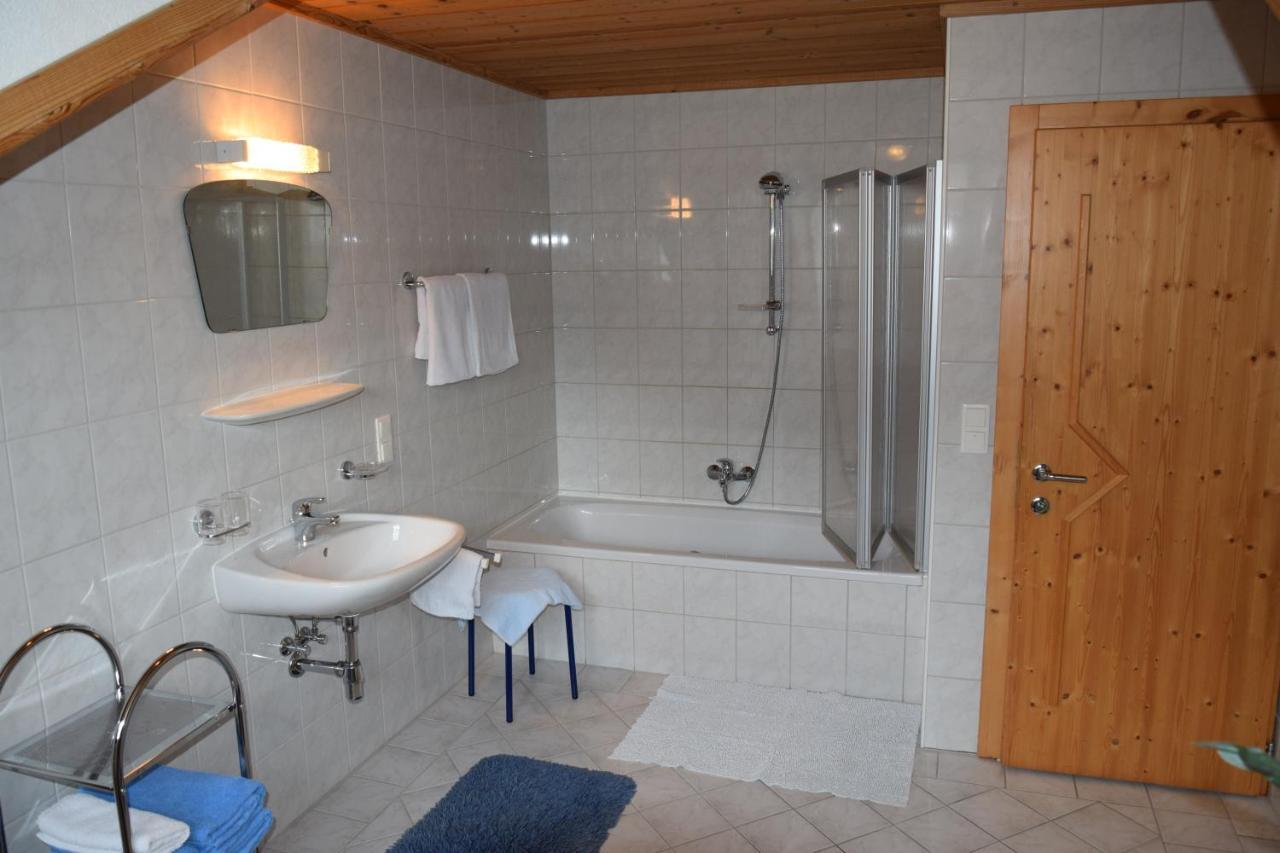 Ferienwohnung Gapp Elbigenalp Esterno foto